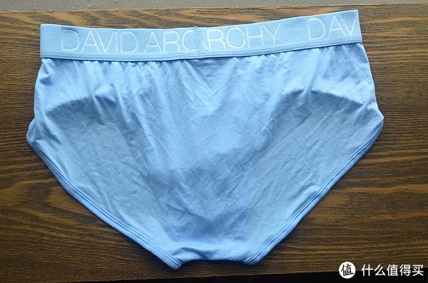 30-100元男士内裤系列测评 篇四：三角内裤测评 舒雅、优衣库、DA、蕉内、螃蟹秘密5款
