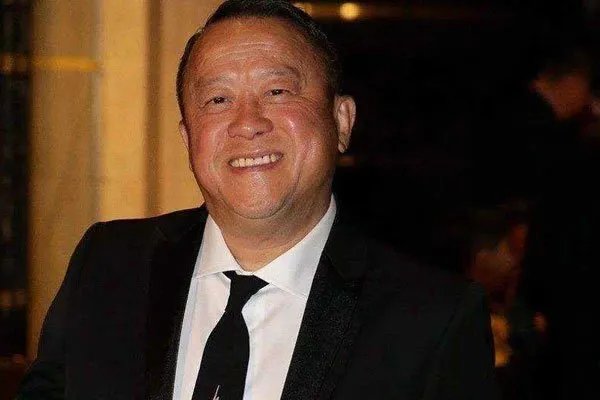 曾志伟和蓝洁瑛到底是怎么回事 不清楚祸害了多少女明星