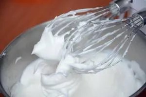 烤箱可以做面包吗