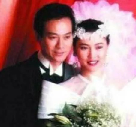 郑少秋老婆三个老婆