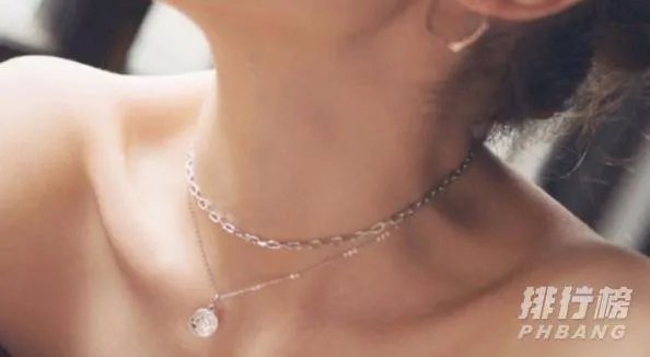 情侣饰品买什么好_有什么好看的情侣饰品