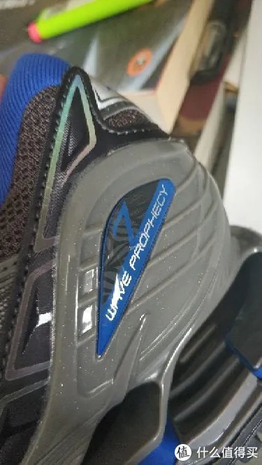 美津浓预言7,蜜糖/砒霜的代表作,跑鞋评测及大体重跑步的心得谏言