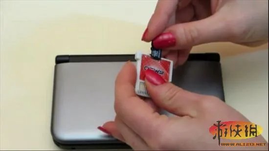 一卡多ROM终于实现 3DS破解基本得到完全破解