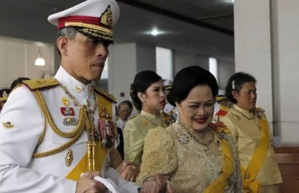 泰国军队到底听谁的，为什么他们能经常发动政变呢？