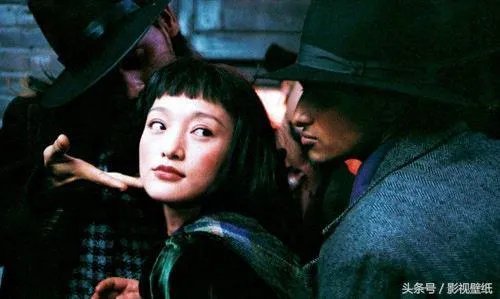 为什么瘦小的周迅出演过那么多的大美女却没有争议？