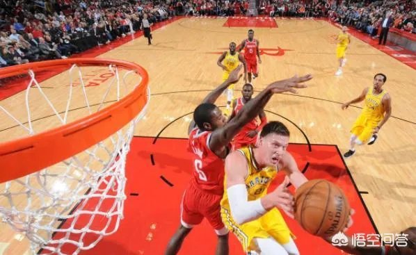 火箭107：86完胜勇士，哈登27分率领火箭全队爆发，怎么评价这一场比赛？