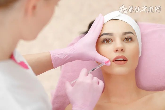 黄瓜水敷脸有什么好处？黄瓜水擦脸的好处有哪些？[图]