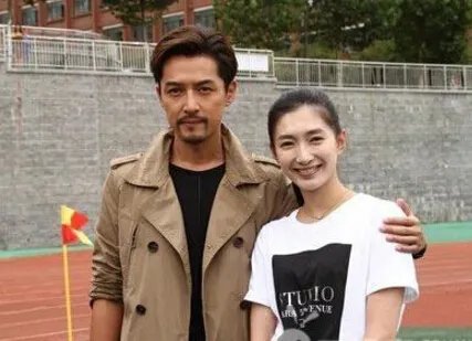 胡歌前女友有哪些 2段被看好的恋情都以失败终结