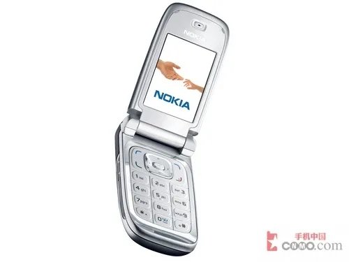 不甘寂寞 诺基亚经典6131银色全面降价
