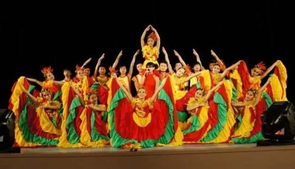 旗帜更鲜艳的介绍