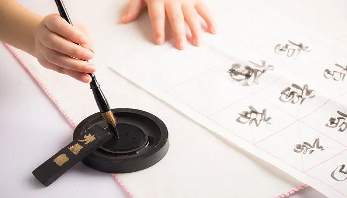 矜持的意思解释 矜持是什么意思