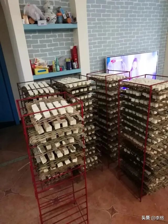 本人想干个小生意，几千元的，不要店面的.大家给推荐几个？