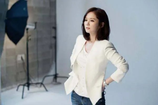 童年韩国女神张娜拉为什么被中国封杀？