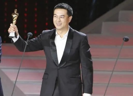 张嘉译老婆个人资料简介 王海燕塑造了哪些角色？