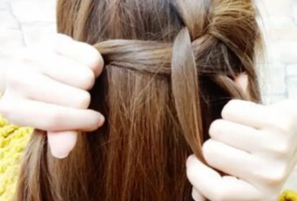 蜈蚣辫的编法图解