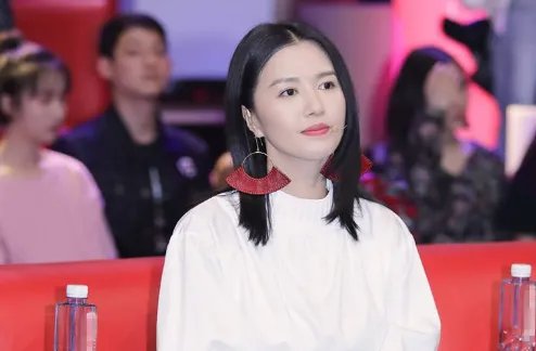 谭维维爱情事业双丰收，她是有多幸运？