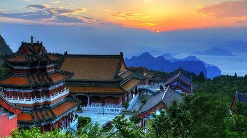 张家界有什么好的旅游公司吗？