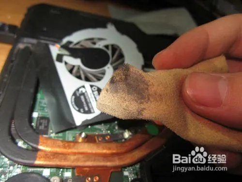 怎么清理笔记本散热器