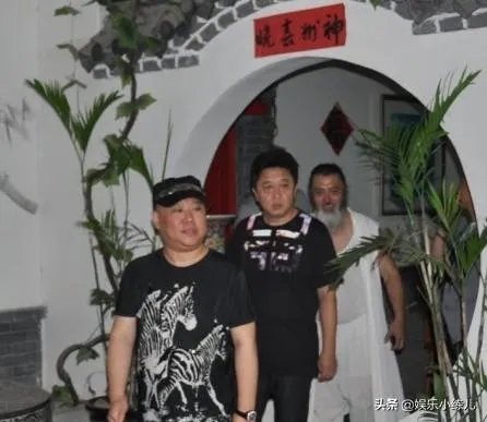 哪些名人明星拥有价值不菲的四合院？