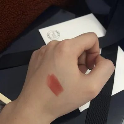 雅诗兰黛口红的价格?