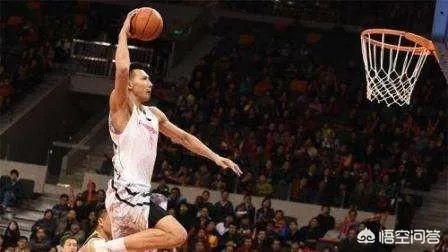 如何评价易建联的身体素质?他的身体素质在国内能排第一吗?