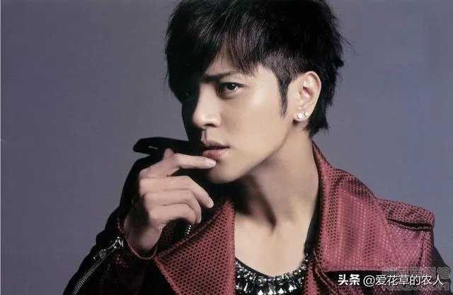 蝴蝶姐姐和罗志祥为何感觉那么怕周扬青，没敢有任何辩解就道歉？