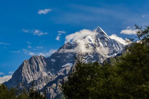 成都到四姑娘山怎么坐车