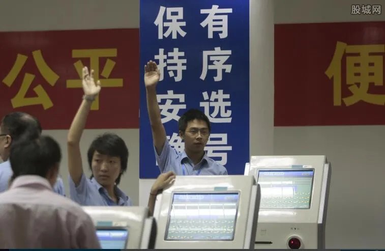 新车上牌要多久 新车上牌照流程是怎样的?