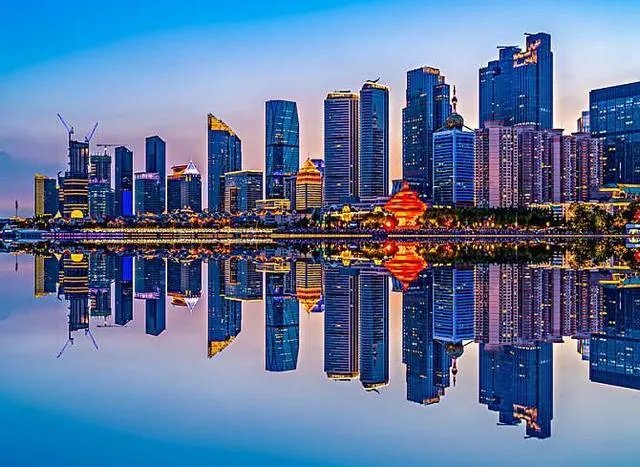 在青岛大家收入都多少,青岛真的值得待下去吗?