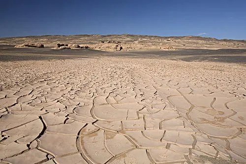 科考队长离奇失踪，罗布泊出现镜像人，到底是怎么回事？