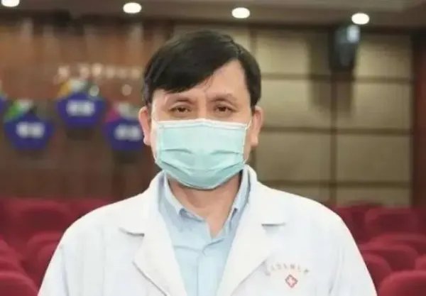 张文宏谈第四针疫苗接种，国外在布局，我们国内也会考虑吗？