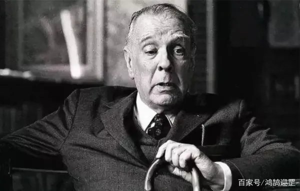 博尔赫斯的诗歌和小说比起来，哪个写的更好？