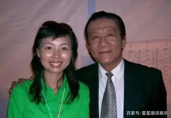如今侯耀文已去世13年，当初被戴志诚抢走的美女老婆，怎么样了？