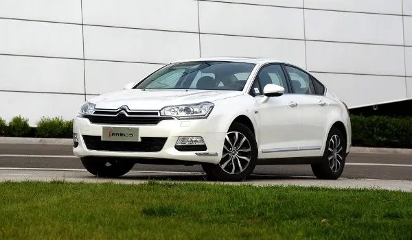 东风雪铁龙两厢车有几款,雪铁龙两厢车有哪几款