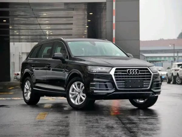 奥迪Q7报价是多少？目前值得入手么？