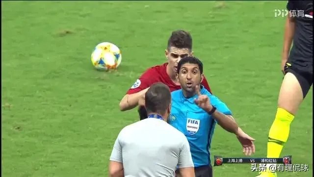 亚冠上港2-2浦和红宝石，日本的第一个进球是颜骏凌的锅还是犯规？哈桑执法公平吗？