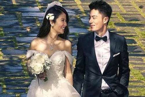 霍建华林心如喝交杯酒举止甜蜜，对于此次秀恩爱，你有何评价？