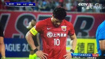亚冠上港2-2浦和红宝石，日本的第一个进球是颜骏凌的锅还是犯规？哈桑执法公平吗？