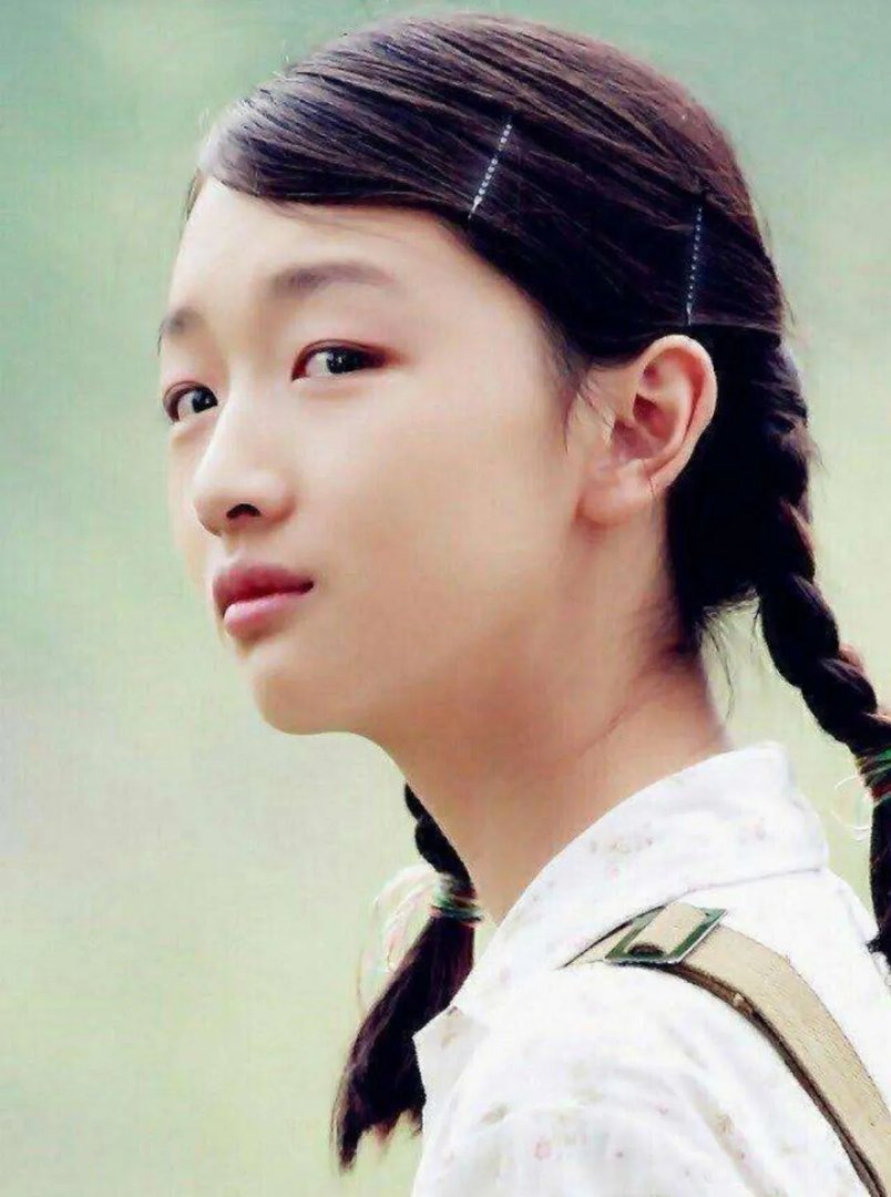 周冬雨同学发声是在否认周冬雨与唐培彦的恋情吗?