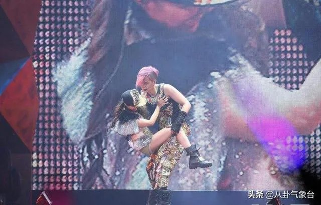 蝴蝶姐姐和罗志祥为何感觉那么怕周扬青，没敢有任何辩解就道歉？