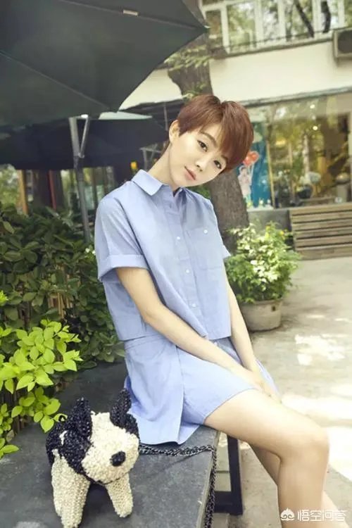 你知道李小璐的闺蜜团中还有个姜妍吗？