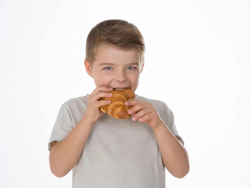 12岁男正常身高体重是多少