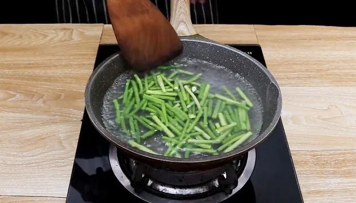 墨鱼怎么炒 墨鱼炒什么好吃