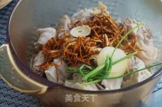虫草花煲鸡汤