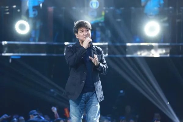 周华健《其实不想走》的歌词