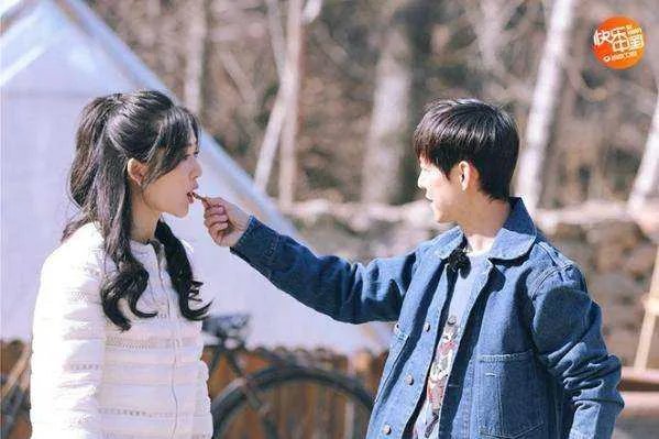 何炅和谢娜的友情，到底是真是假？