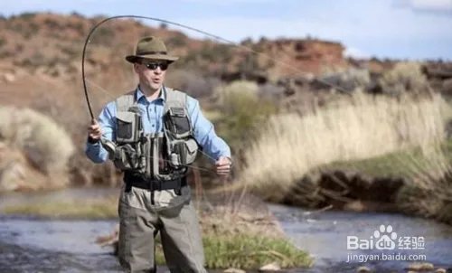 怎样才能野钓到大鱼？野外垂钓大鱼注意事项