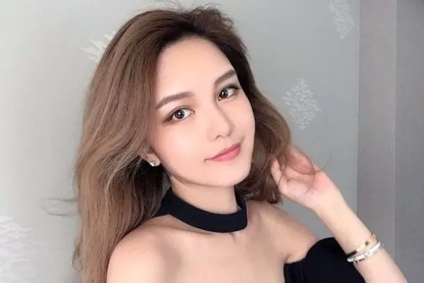 周扬青家庭背景太惊人