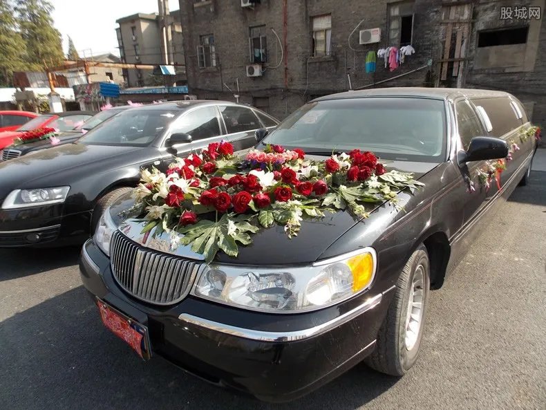 婚庆租车价格表 婚庆租车多少钱一天