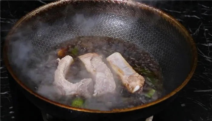 红烧大排怎么做 红烧大排的家常做法